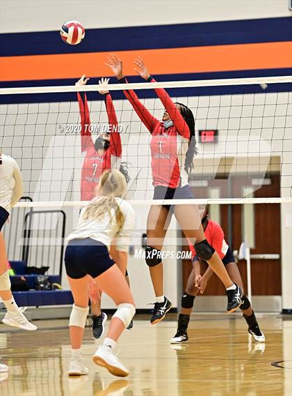 Thumbnail 2 in Cypress Springs @ Bridgeland (A Teams) photogallery.