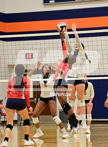 Thumbnail 1 in Cypress Springs @ Bridgeland (A Teams) photogallery.