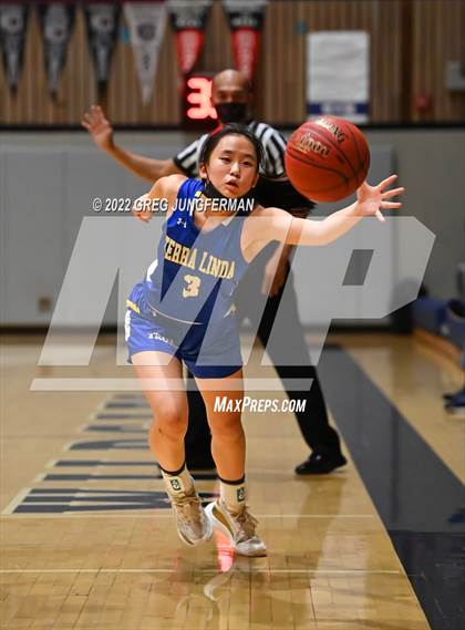 Thumbnail 1 in Terra Linda @ Marin Catholic (CIF NCS MCAL Semi-Final) photogallery.