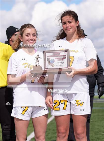 Thumbnail 3 in Terra Nova vs. Sacred Heart Cathedral Preparatory (CIF CCS D2 Final) photogallery.