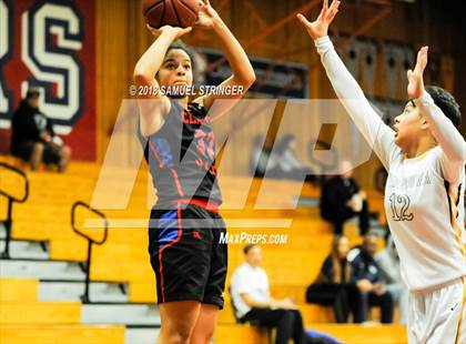 Thumbnail 1 in Clayton Valley Charter vs. Terra Nova (Lamorinda Classic) photogallery.