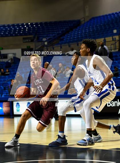 Thumbnail 2 in Perryville vs. Sylvan Hills photogallery.
