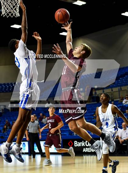 Thumbnail 3 in Perryville vs. Sylvan Hills photogallery.