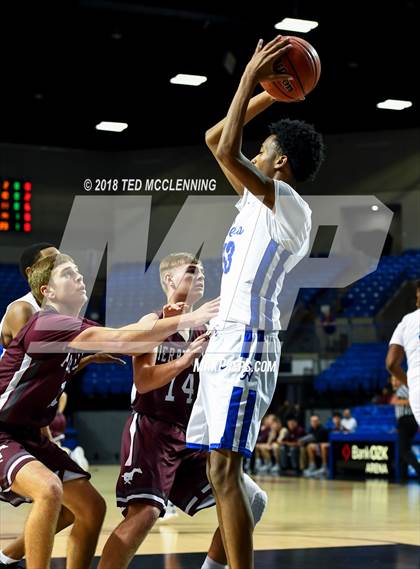 Thumbnail 2 in Perryville vs. Sylvan Hills photogallery.