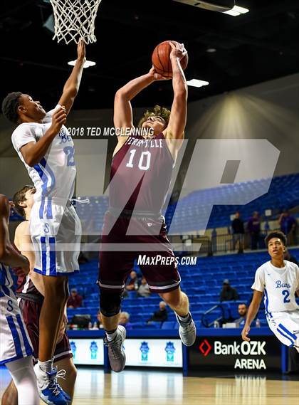 Thumbnail 1 in Perryville vs. Sylvan Hills photogallery.