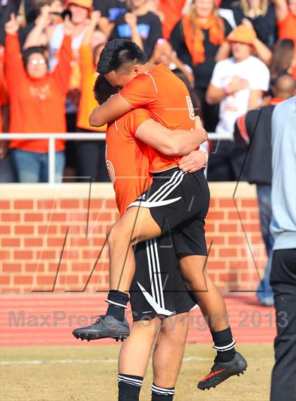 Thumbnail 2 in Wallace-Rose Hill vs. North Moore (NCHSAA 1A Final) photogallery.