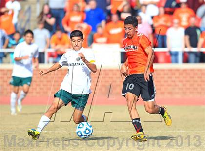 Thumbnail 2 in Wallace-Rose Hill vs. North Moore (NCHSAA 1A Final) photogallery.