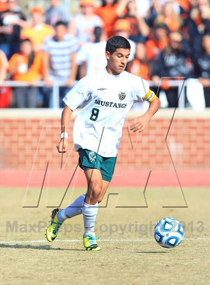 Thumbnail 3 in Wallace-Rose Hill vs. North Moore (NCHSAA 1A Final) photogallery.