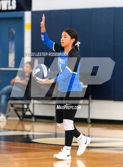 Thumbnail 2 in Jones vs. Somerset (Hondo Volleyball Tournament) photogallery.