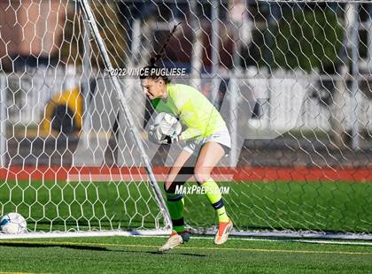 Thumbnail 2 in Seattle Prep vs. Roosevelt (WIAA 3A Semi-Final) photogallery.