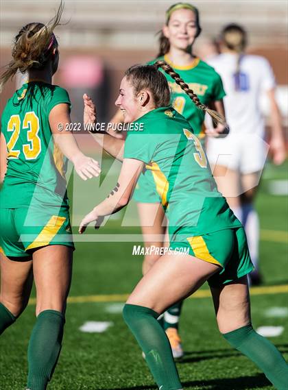 Thumbnail 2 in Seattle Prep vs. Roosevelt (WIAA 3A Semi-Final) photogallery.