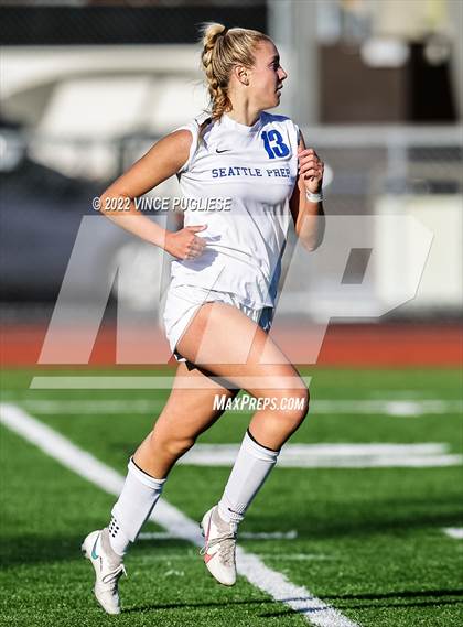 Thumbnail 2 in Seattle Prep vs. Roosevelt (WIAA 3A Semi-Final) photogallery.