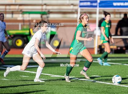 Thumbnail 2 in Seattle Prep vs. Roosevelt (WIAA 3A Semi-Final) photogallery.