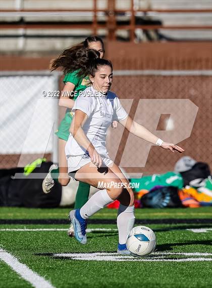 Thumbnail 2 in Seattle Prep vs. Roosevelt (WIAA 3A Semi-Final) photogallery.