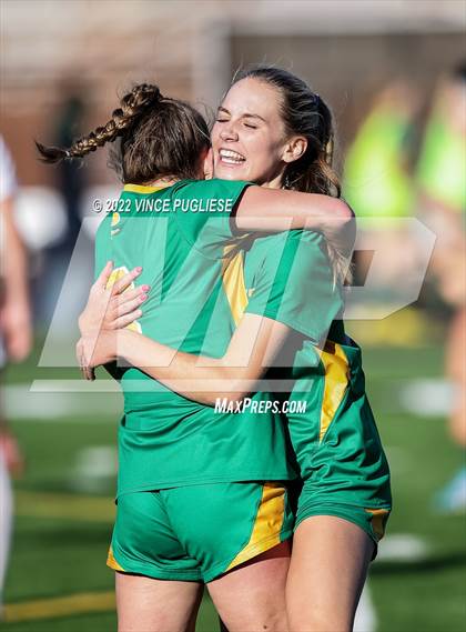 Thumbnail 3 in Seattle Prep vs. Roosevelt (WIAA 3A Semi-Final) photogallery.