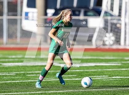 Thumbnail 2 in Seattle Prep vs. Roosevelt (WIAA 3A Semi-Final) photogallery.