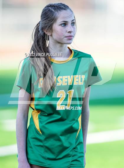 Thumbnail 1 in Seattle Prep vs. Roosevelt (WIAA 3A Semi-Final) photogallery.