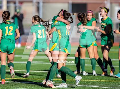 Thumbnail 2 in Seattle Prep vs. Roosevelt (WIAA 3A Semi-Final) photogallery.