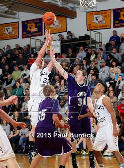 Thumbnail 1 in Clarion-Limestone vs. Coudersport (District IX Quarterfinal) photogallery.