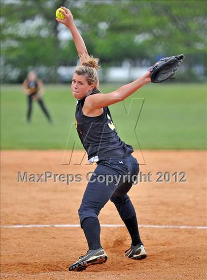 Thumbnail 1 in Sayville vs Plainedge (NYSPHSAA Class A Regional Final) photogallery.