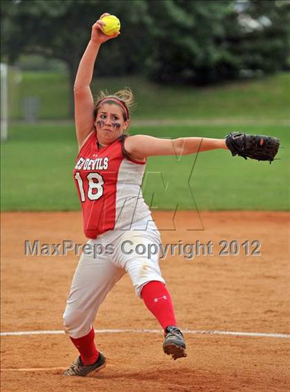 Thumbnail 2 in Sayville vs Plainedge (NYSPHSAA Class A Regional Final) photogallery.