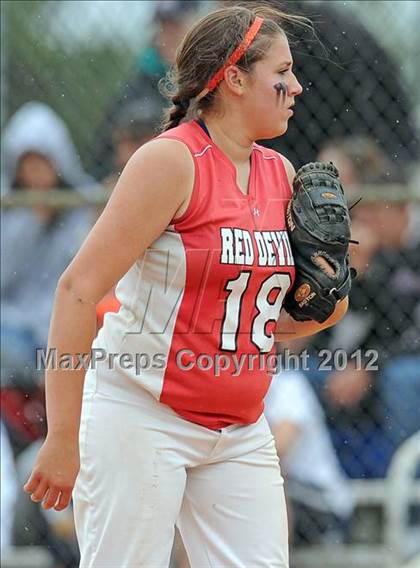 Thumbnail 1 in Sayville vs Plainedge (NYSPHSAA Class A Regional Final) photogallery.