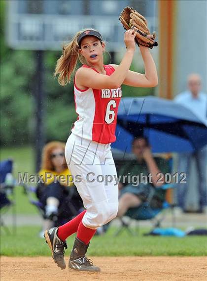Thumbnail 3 in Sayville vs Plainedge (NYSPHSAA Class A Regional Final) photogallery.
