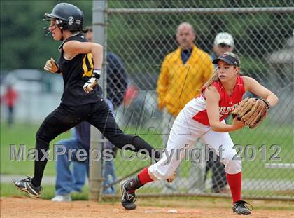 Thumbnail 2 in Sayville vs Plainedge (NYSPHSAA Class A Regional Final) photogallery.