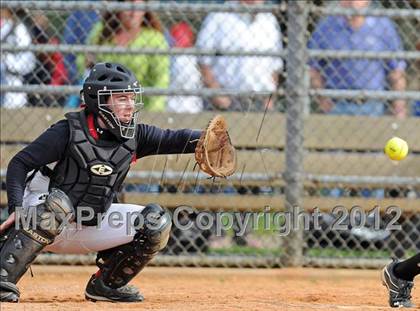 Thumbnail 1 in Sayville vs Plainedge (NYSPHSAA Class A Regional Final) photogallery.