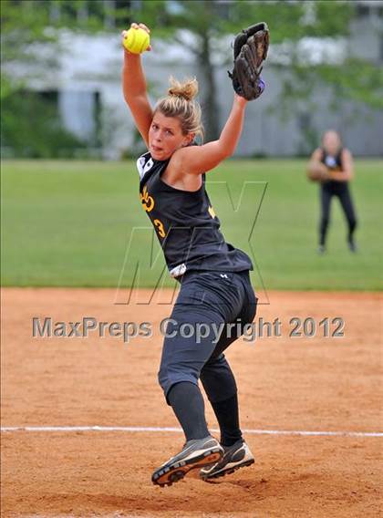 Thumbnail 1 in Sayville vs Plainedge (NYSPHSAA Class A Regional Final) photogallery.