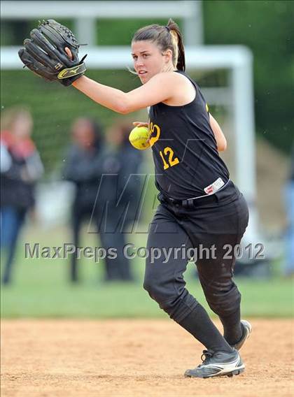 Thumbnail 1 in Sayville vs Plainedge (NYSPHSAA Class A Regional Final) photogallery.