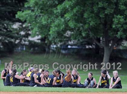 Thumbnail 2 in Sayville vs Plainedge (NYSPHSAA Class A Regional Final) photogallery.