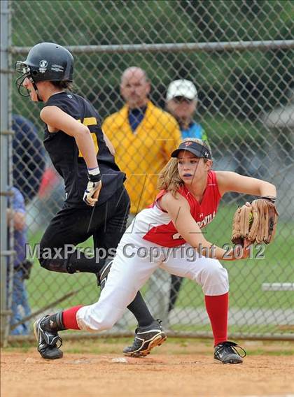 Thumbnail 1 in Sayville vs Plainedge (NYSPHSAA Class A Regional Final) photogallery.
