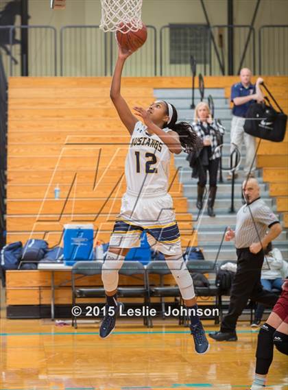 Thumbnail 1 in Cypress Woods vs Cypress Ranch (McDonald's Texas Invitational) photogallery.