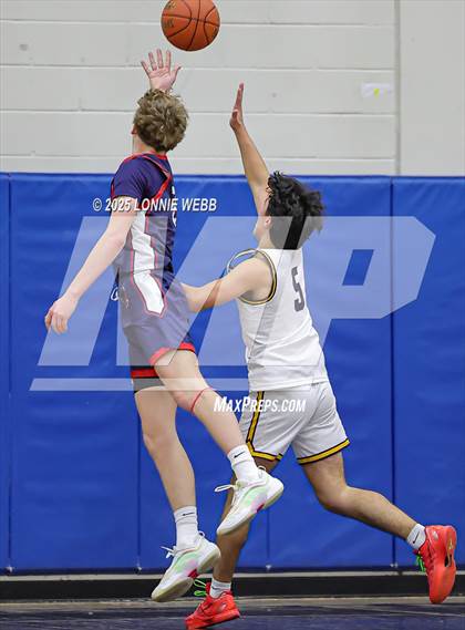 Thumbnail 1 in Eastchester @ Pelham Memorial photogallery.