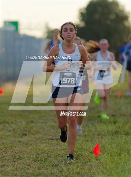 Thumbnail 1 in FHSAA 1A District 4 Final photogallery.