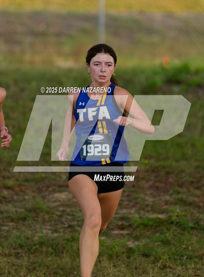 Thumbnail 2 in FHSAA 1A District 4 Final photogallery.