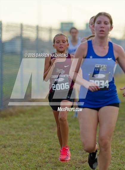 Thumbnail 3 in FHSAA 1A District 4 Final photogallery.