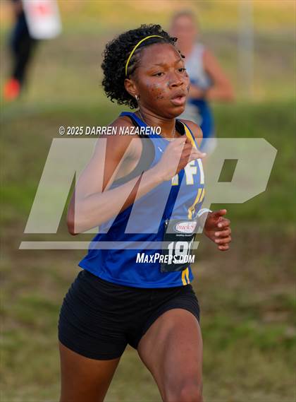 Thumbnail 2 in FHSAA 1A District 4 Final photogallery.