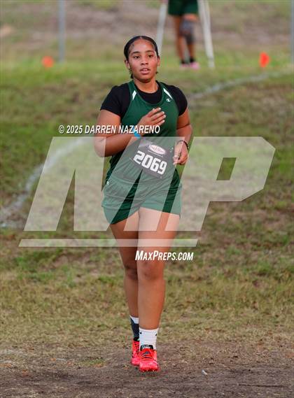 Thumbnail 2 in FHSAA 1A District 4 Final photogallery.