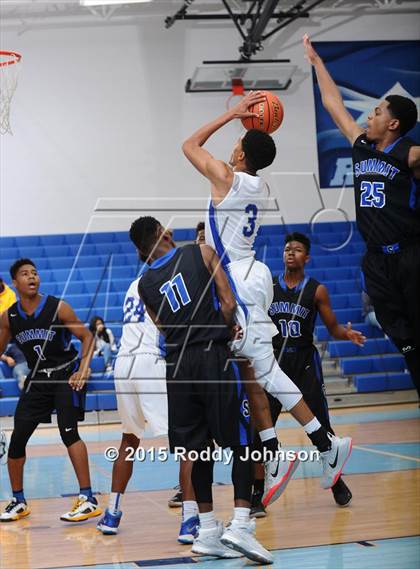 Thumbnail 1 in Mansfield Summit vs C E King (McDonald's Texas Invitational) photogallery.