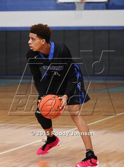 Thumbnail 1 in Mansfield Summit vs C E King (McDonald's Texas Invitational) photogallery.