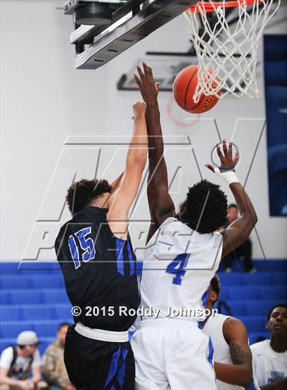 Thumbnail 2 in Mansfield Summit vs C E King (McDonald's Texas Invitational) photogallery.
