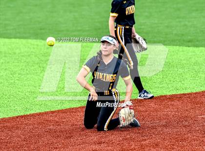 Thumbnail 2 in St. James Academy @ Shawnee Mission West photogallery.
