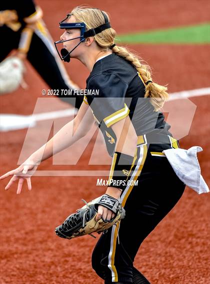 Thumbnail 2 in St. James Academy @ Shawnee Mission West photogallery.