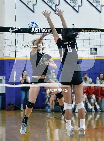 Thumbnail 1 in 'Iolani vs. Mira Costa (Durango Fall Classic) photogallery.