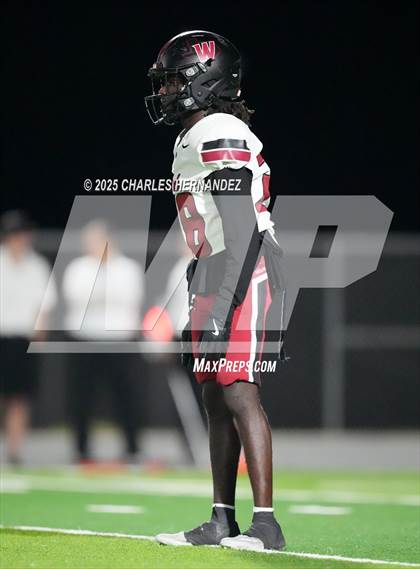 Thumbnail 3 in Weiss @ College Station photogallery.