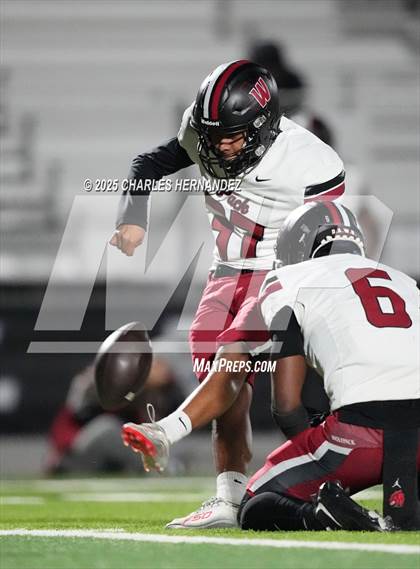 Thumbnail 1 in Weiss @ College Station photogallery.