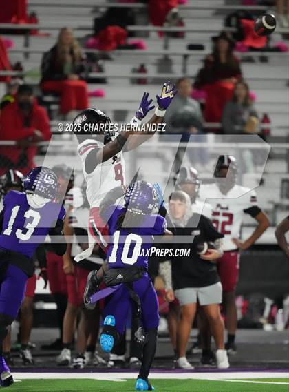 Thumbnail 3 in Weiss @ College Station photogallery.