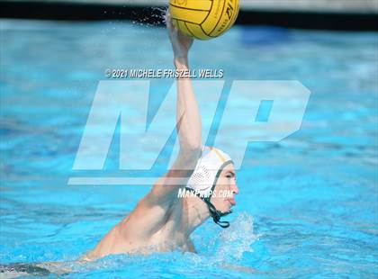 Thumbnail 2 in Patrick Henry vs. Vista (America's Finest City Tournament) photogallery.